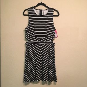 NWT Xhileration cutout dress